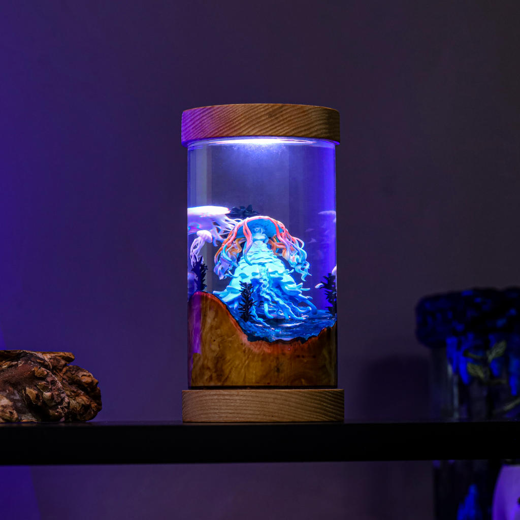 Jellyfish Lady Epoxy Night Lamp - Nysekai
