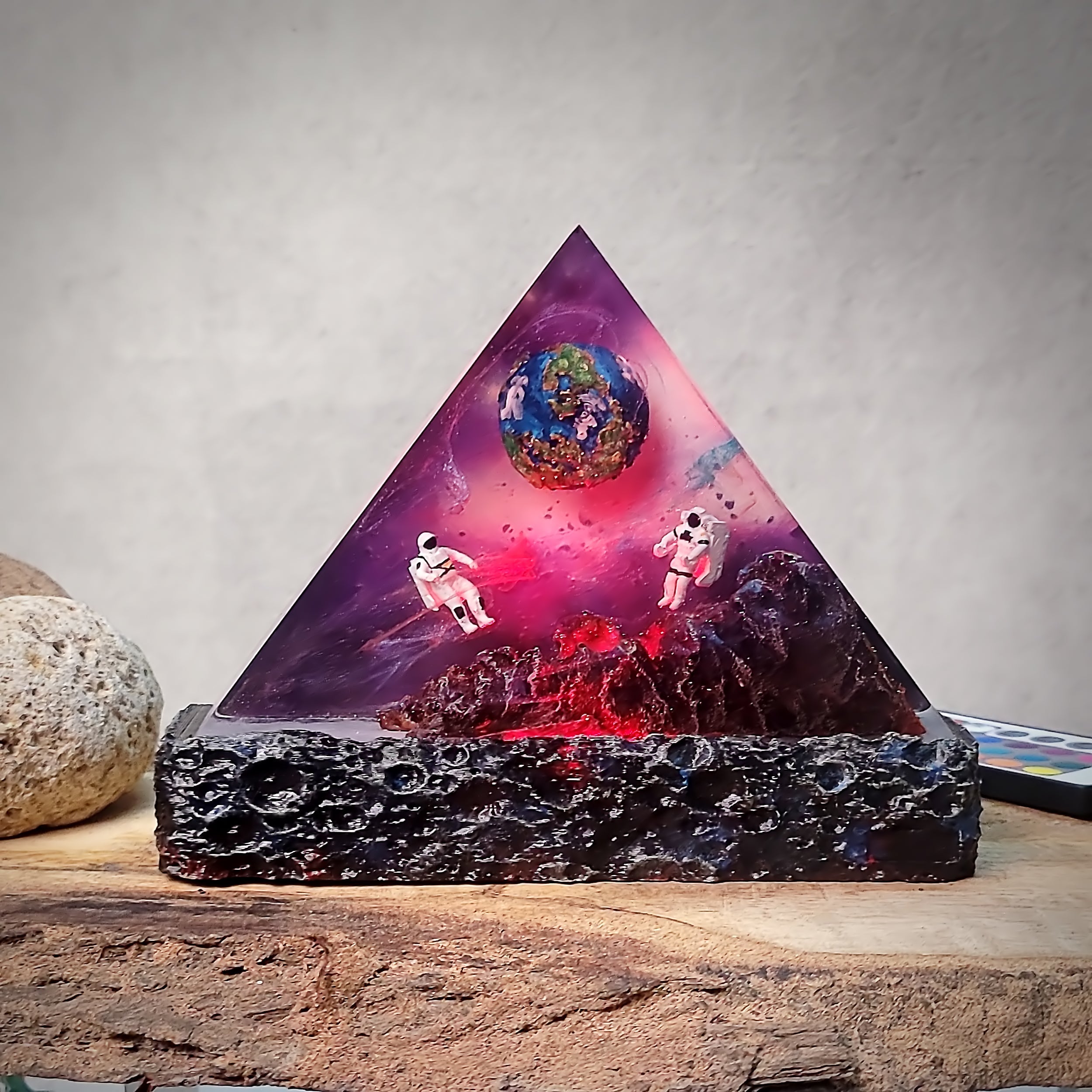 TG EARTH - Handmade Night Lights - Nysekai