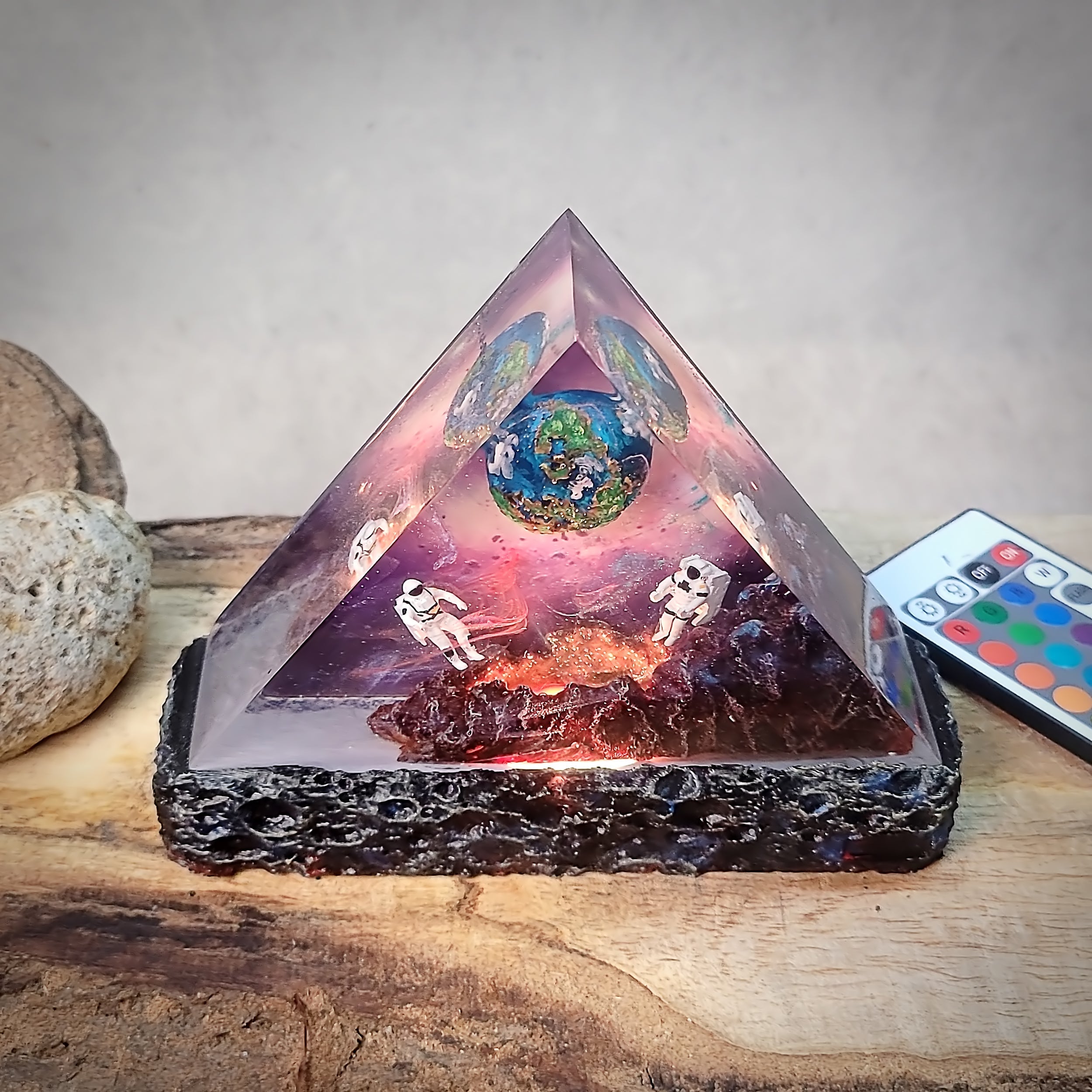 TG EARTH - Handmade Night Lights - Nysekai